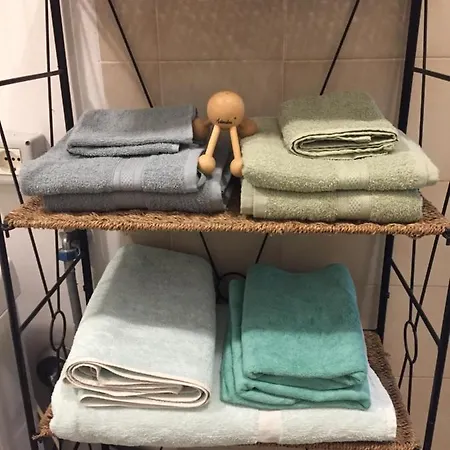 Bella Vista -malpensa Airport-leonardo- * Varallo Pombia