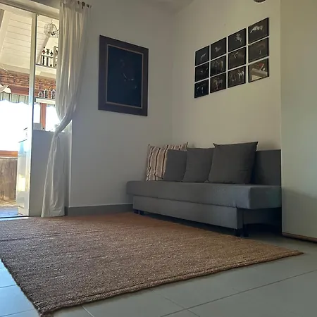 Bella Vista -malpensa Airport-leonardo- Varallo Pombia