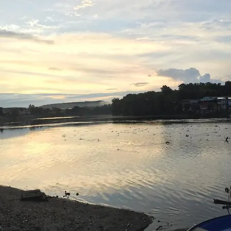 公寓 Bella Vista -malpensa Airport-leonardo- *